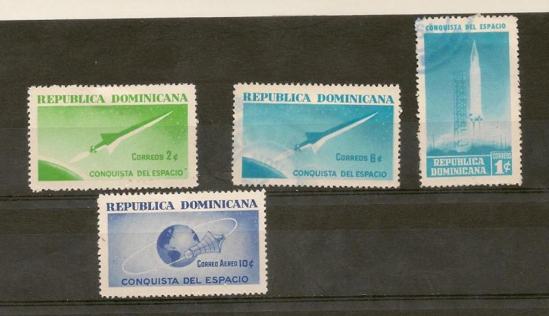 DOMINICAN REPUBLIC STAMPS MOG 2-10/USED CONQUISTA D. ESPACIO