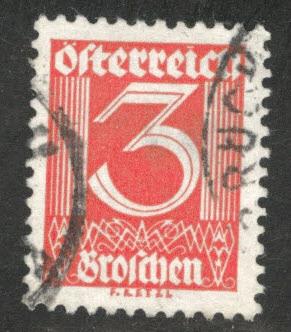 Austria Scott 305 Used stamp from 1925-32 set 