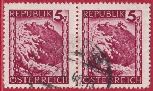 Austria - 1945 - Scott #457 - used pair - Leopoldsberg