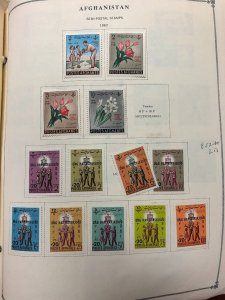 INTERNATIONAL COLLECTION – 1960-1965 ABU DHABI TO KUWAIT – 419201