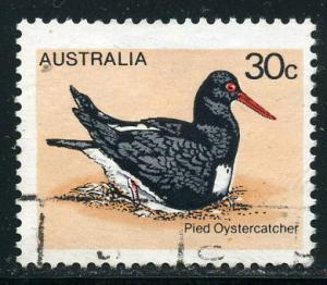 Australia - Scott #685 - 30c - Pied Oystercatcher - Used