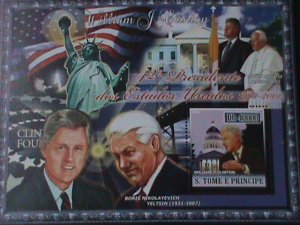 ​ST.THOMAS-2001-42ND PRESIDENT-WILLIAM J. CLINTON & JOHN PAUL II-MNH -S/S-VF