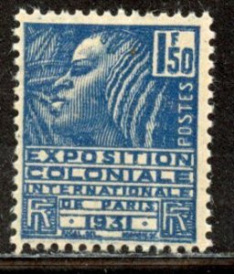 France, 261, Mint Hinge Remain.