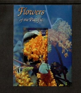 Micronesia 2004 - Flowers Butterflies - Souvenir Stamp Sheet - Scott #610 - MNH