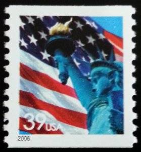 2006 39c Statue of Liberty & Flag, Coil WA Scott 3979 Mint F/VF NH