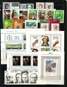 Poland Scott 2125 // 2541 sets and S/S (Catalog Value $21.75)