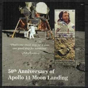 Grenada Grenadines Stamp 3034  - Apollo 11