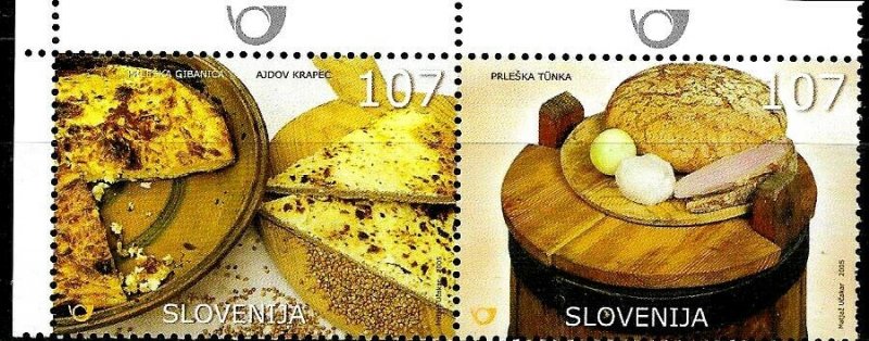 #941 SLOVENIA 2005 TYPICAL MEALS FOODS YV 492-3 MNH