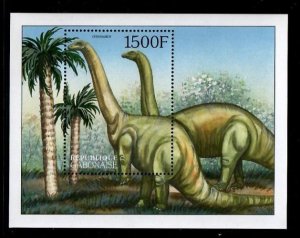 Gabon 2001 - Dinosaurs - Souvenir Stamp Sheet - Scott #1021 - MNH