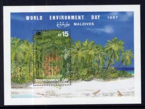 Maldive Islands 1287 Souvenir Sheet MNH VF