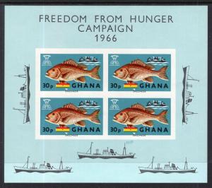 Ghana 254a Fish Souvenir Sheet MNH VF