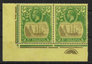 ST.HELENA SG110c 1927 5/= GREY & GREEN ON YELLOW CLEFT ROCK VAR MTD MINT IN PAIR