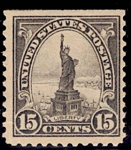 US Stamp #566 15c Liberty MINT NH SCV $35.00