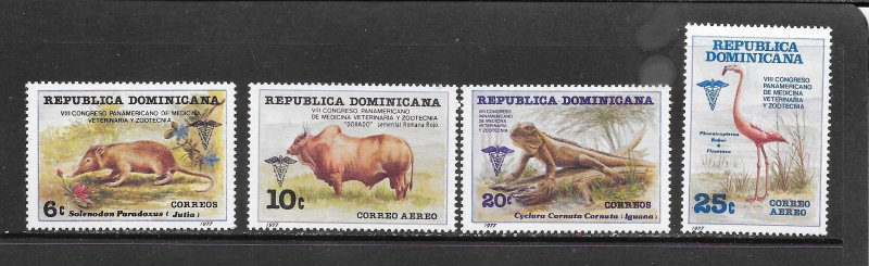 DOMINICAN REPUBLIC #791-2,C262-3 ANIMALS MH