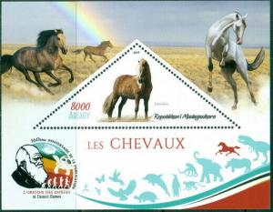 HORSES ANIMALS FAUNA CHARLES DARWIN MADAGASCAR 2019 MNH STAMP SET 4 SHEETS