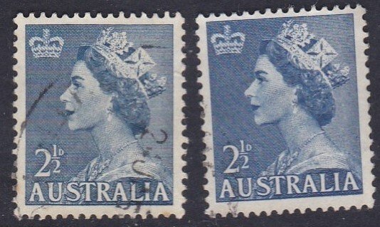 Australia  1953 QE II  2 1/2d x 2 - blue - used