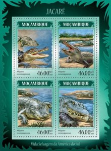 Mozambique 2014  Alligators on Stamps  4 Stamp Sheet 13A-1497