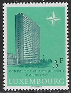 Luxembourg # 452 - Nato Administration Building - MNH..... (ONL8)