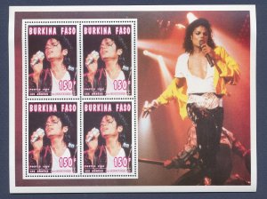 BURKINA FASO - Scott 1055 - MNH perf S/S - Michael Jackson - 1996