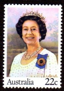 AUSTRALIA 740 MNH BIN $.35 ROYALTY