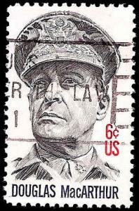 # 1424 USED GENERAL DOUGLAS MACARTHUR