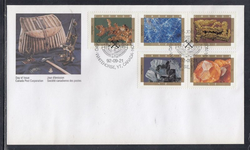 Canada Scott 1440a Combo FDC - Minerals