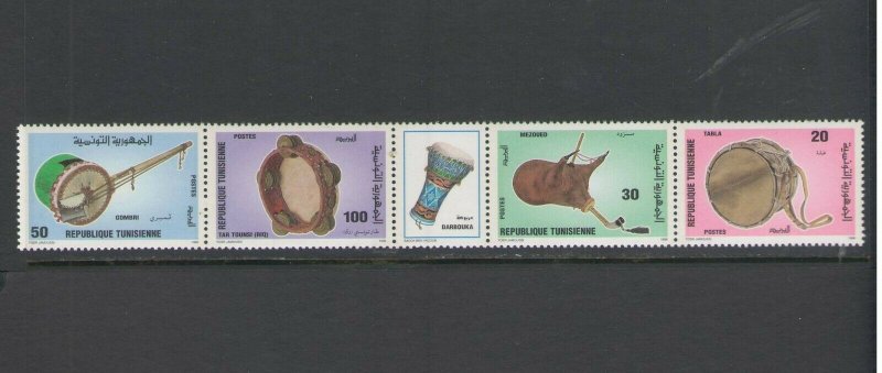 TUNISIA :Sc. 1119A / **MUSICAL INSTRUMENTS**/ Strip of 4 with Label   / MNH 