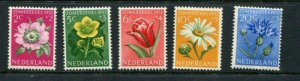 Netherlands #B238-42 Mint