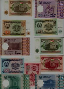 Tajikistan 11 banknotes/ unc. (4)