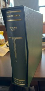 VATICAN CITY SCOTT SPECIALTY ALBUM WITH DUST COVER 1929-2007 USED