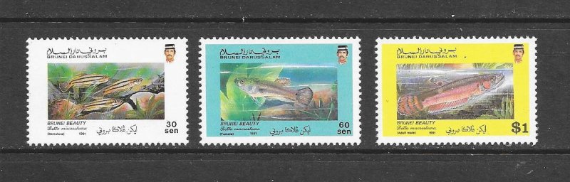 FISH - BRUNEI #430-2 MNH