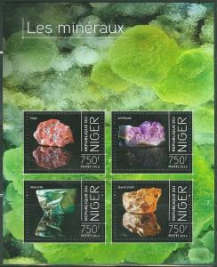 NIGER 2013 MINERALS SHEET OF FOUR STAMPS JASPER AMETHYST MALACHITE QUARTZ