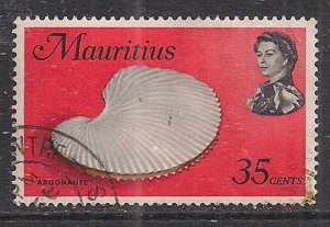 Mauritius 1969 QE2 35ct Argonauta Argo used SG 391a ( D1320 )