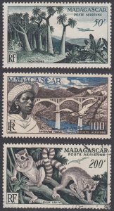 Madagascar C58-C60 MH / Used CV $13.75