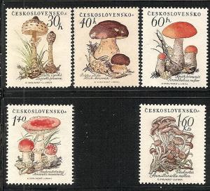 Czechoslovakia  882-86 MNH 1958 Mushrooms