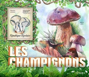 Togo 2019 MNH Mushrooms Stamps Pleurotus Boletus Fungi Nature 1v S/S