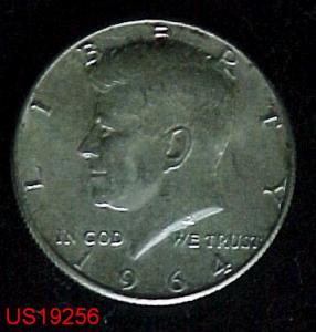 1964 silver KENNEDY HALF DOLLAR circulated