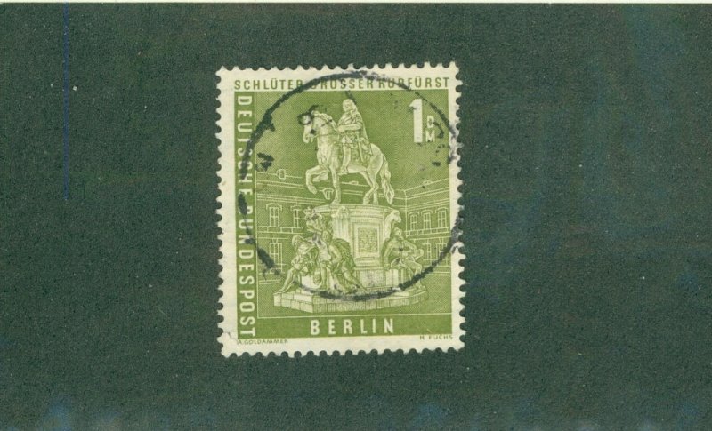 GERMANY- BERLIN 9N135 USED BIN$ 2.00