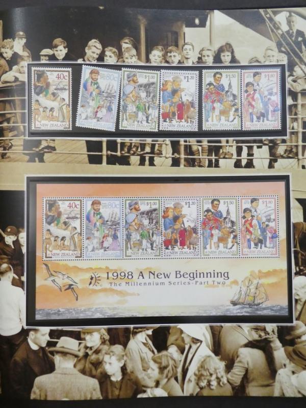 EDW1949SELL : NEW ZEALAND Two(2x) Complete Millennium Albums with sets & S/S.