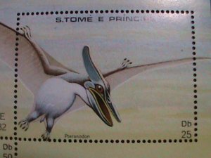 ST. THOMAS-1992 -PREHISTORY ANIMALS-CENTENARY OF CHARLES DARWIN MNH-S/S-VF