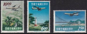 Sc# C73 / C75 Republic of China Jet Airliners 1963 complete MNH set CV $35.75