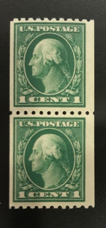 US #441 FVFNH Pair Cat. $5.75