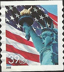 # 3981 USED FLAG AND STATUE OF LIBERTY