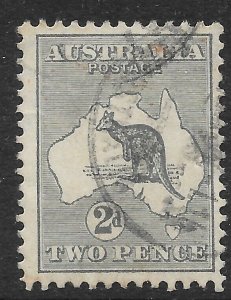 AUSTRALIA SG24 1915 2d GREY USED