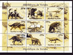 10 x  Guinea 1998   Dinosaurs Sheetlet (9) CTO