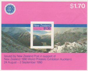 New Zealand Scott #906a MNH Landscapes Philatelic EXPO Auckland 1990 crease corn