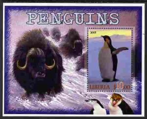 LIBERIA - 2005 - Penguins, Buffalo - Perf Min Sheet - MNH - Private Issue