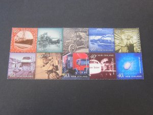 New Zealand 2001 Sc 1695 Moving the Mail strip set MNH