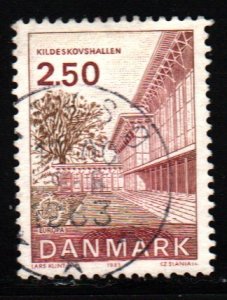 Denmark #738   used