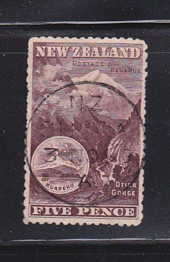 New Zealand 77a U Mt Ruapehu Rounded Corner SCV $25.00 (B)